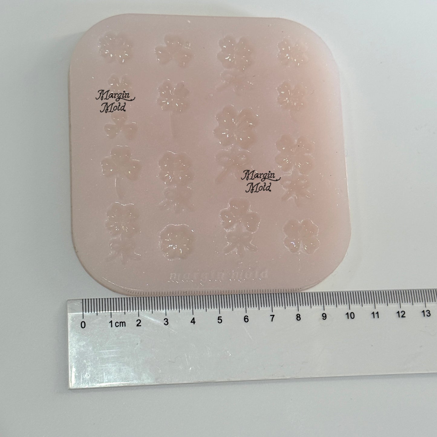 b108 bits mold ribbon lucky clover bits, 3d print, shiny