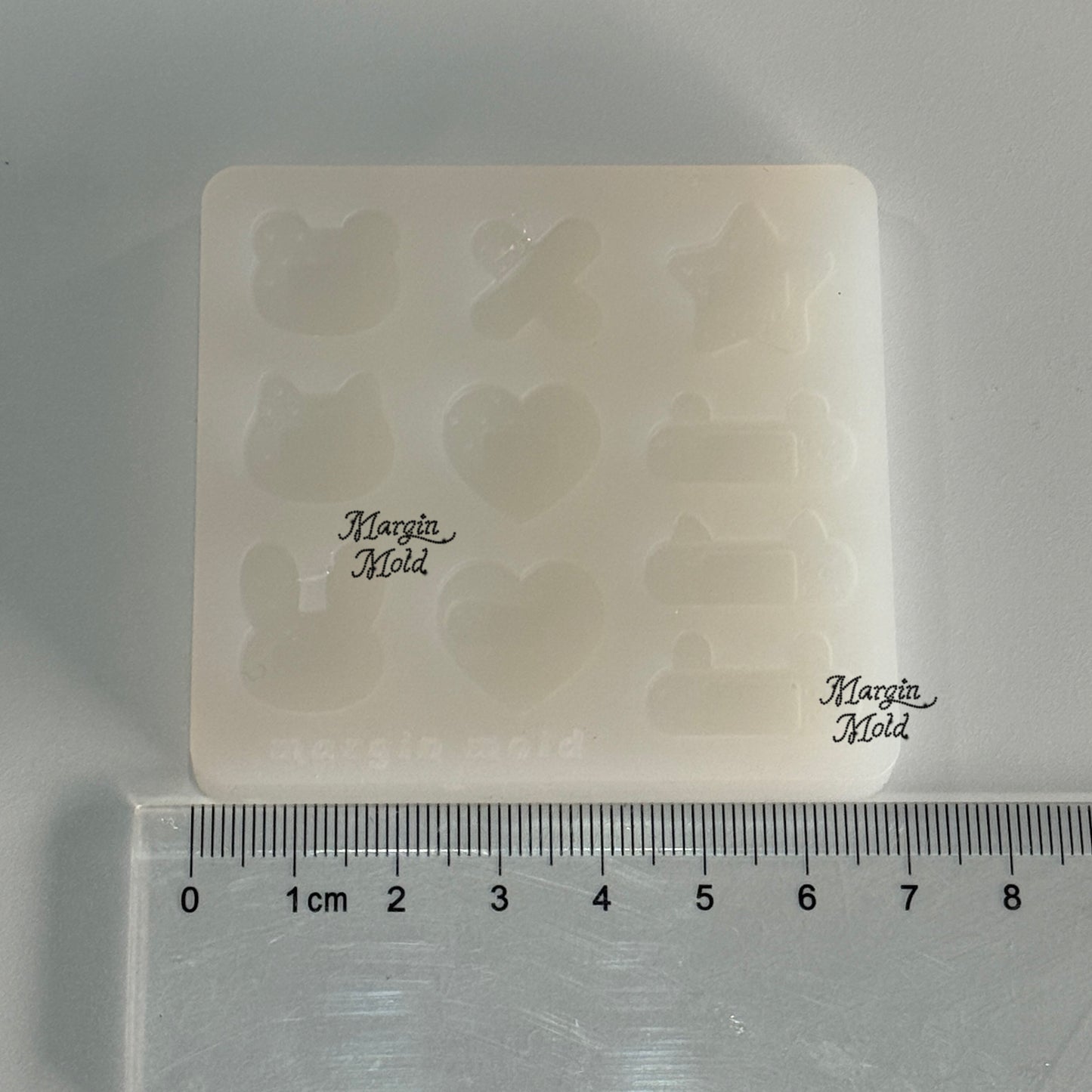 b118 bits mold patchy friends bandaid mold S bits mold, 3d print, matte