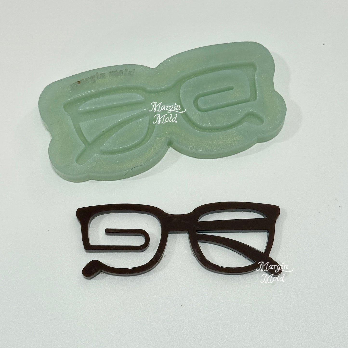 B02 eyeglasses bookmark mold B, acrylic, shiny