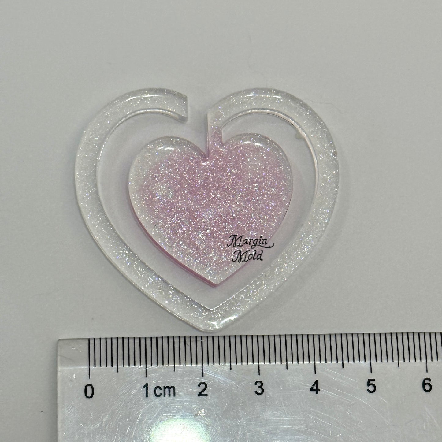 B08 heart bookmark mold, acrylic, shiny