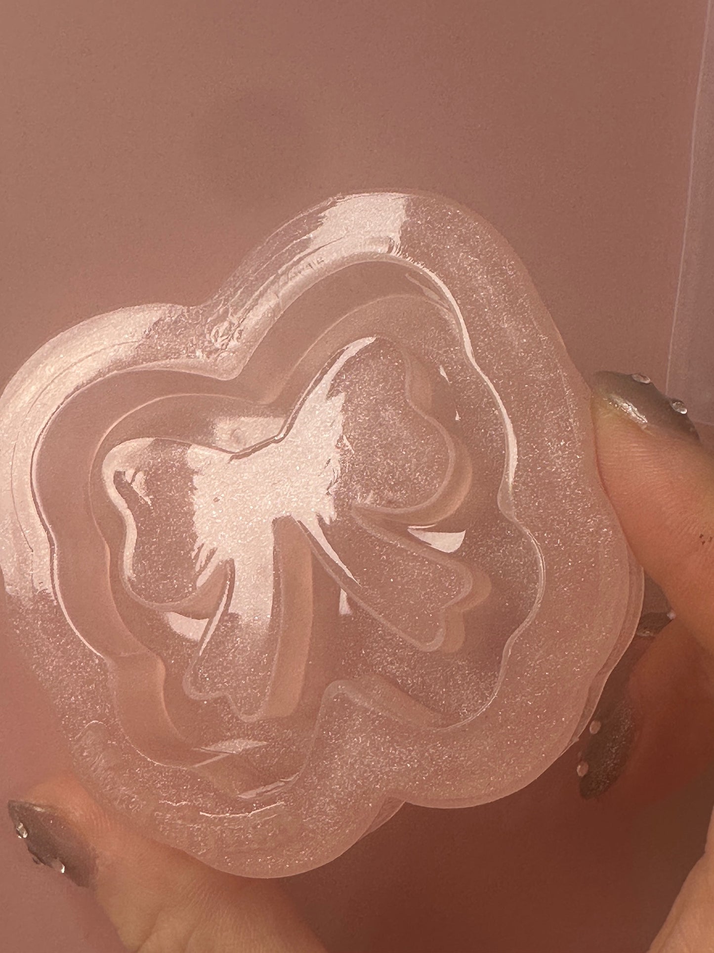 SK186 ribbon bow shaker mold, backed, acrylic, shiny