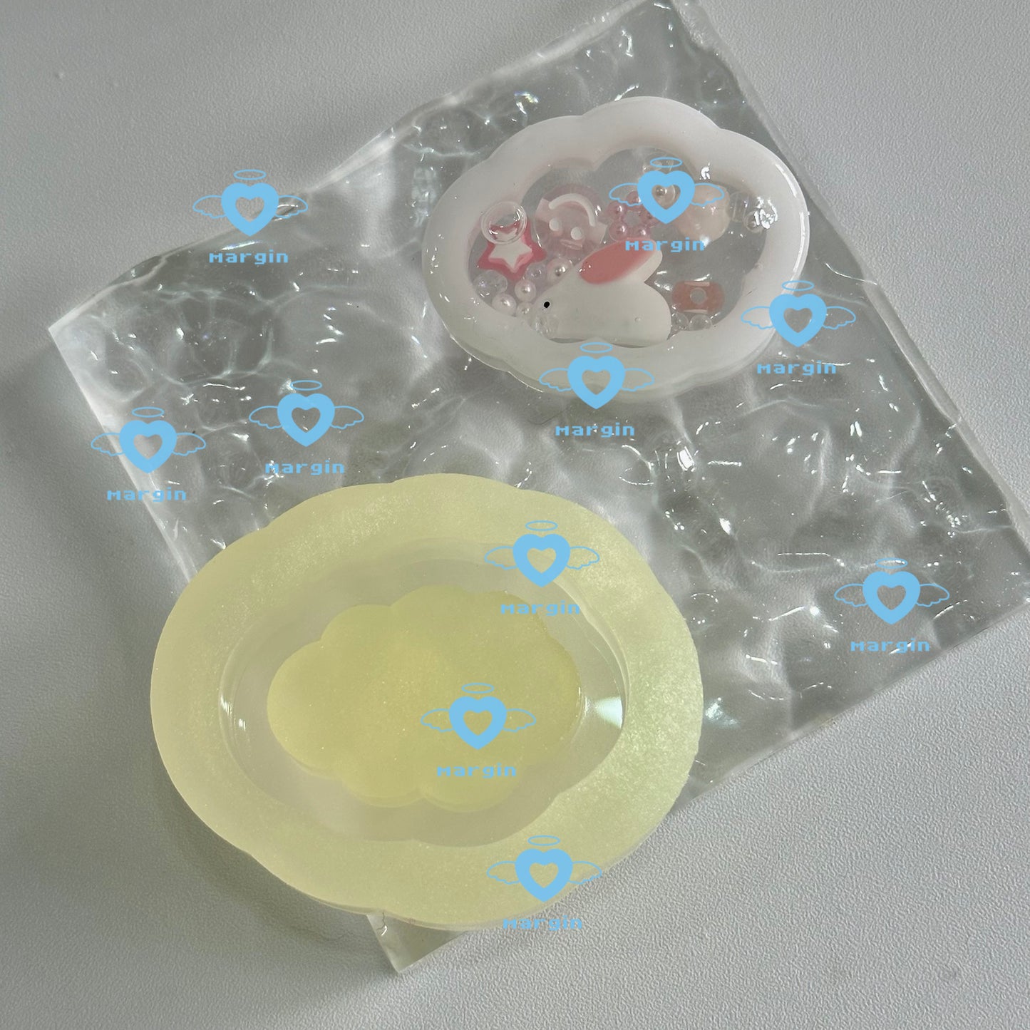 SK145 cloud shaker mold, backed, acrylic, shiny