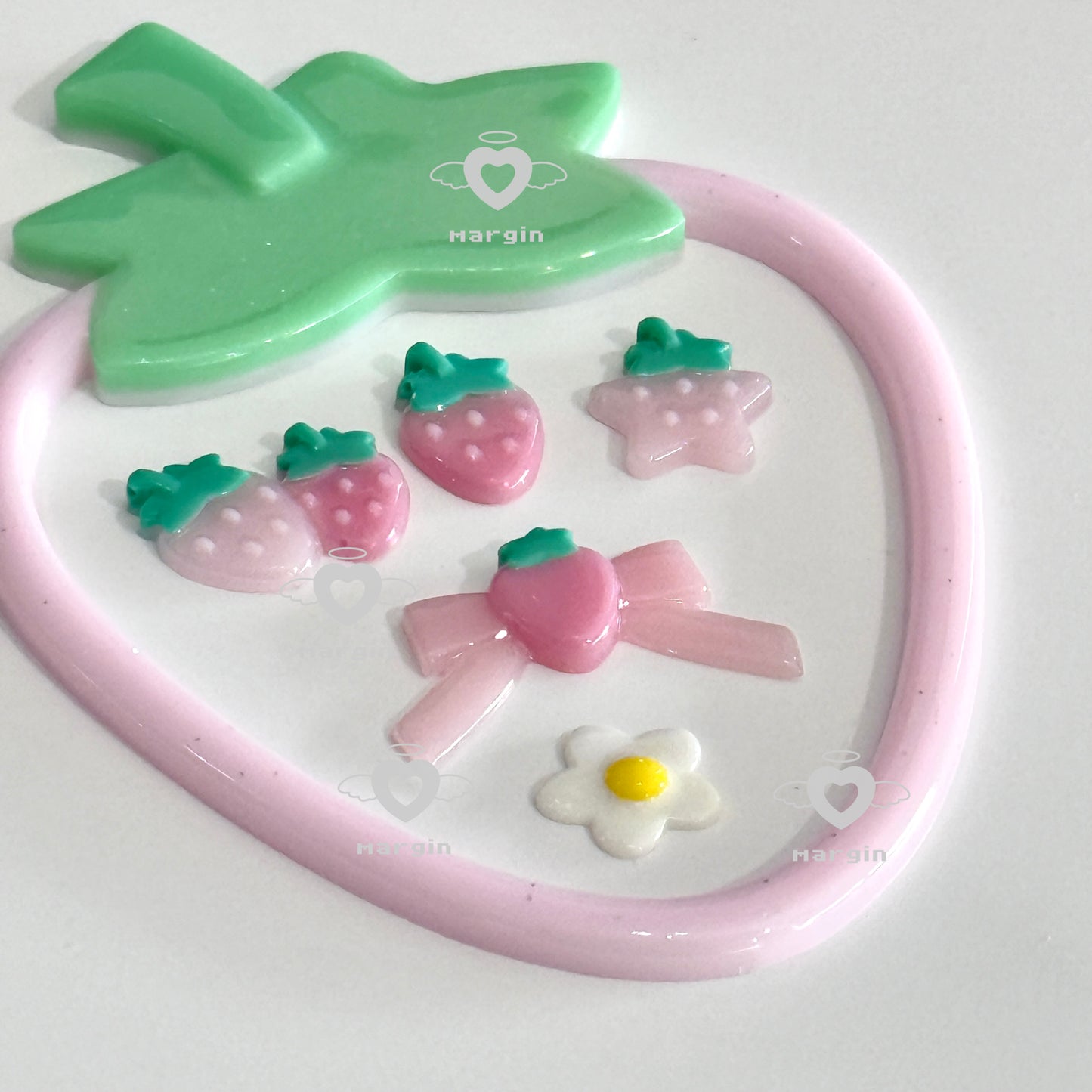 b088 bits mold strawberry toploader bits, 3d print, shiny