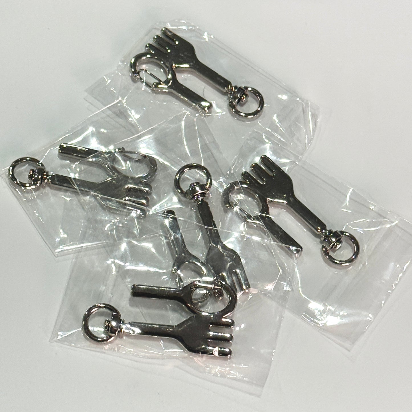 o18 metal clasps for key chains