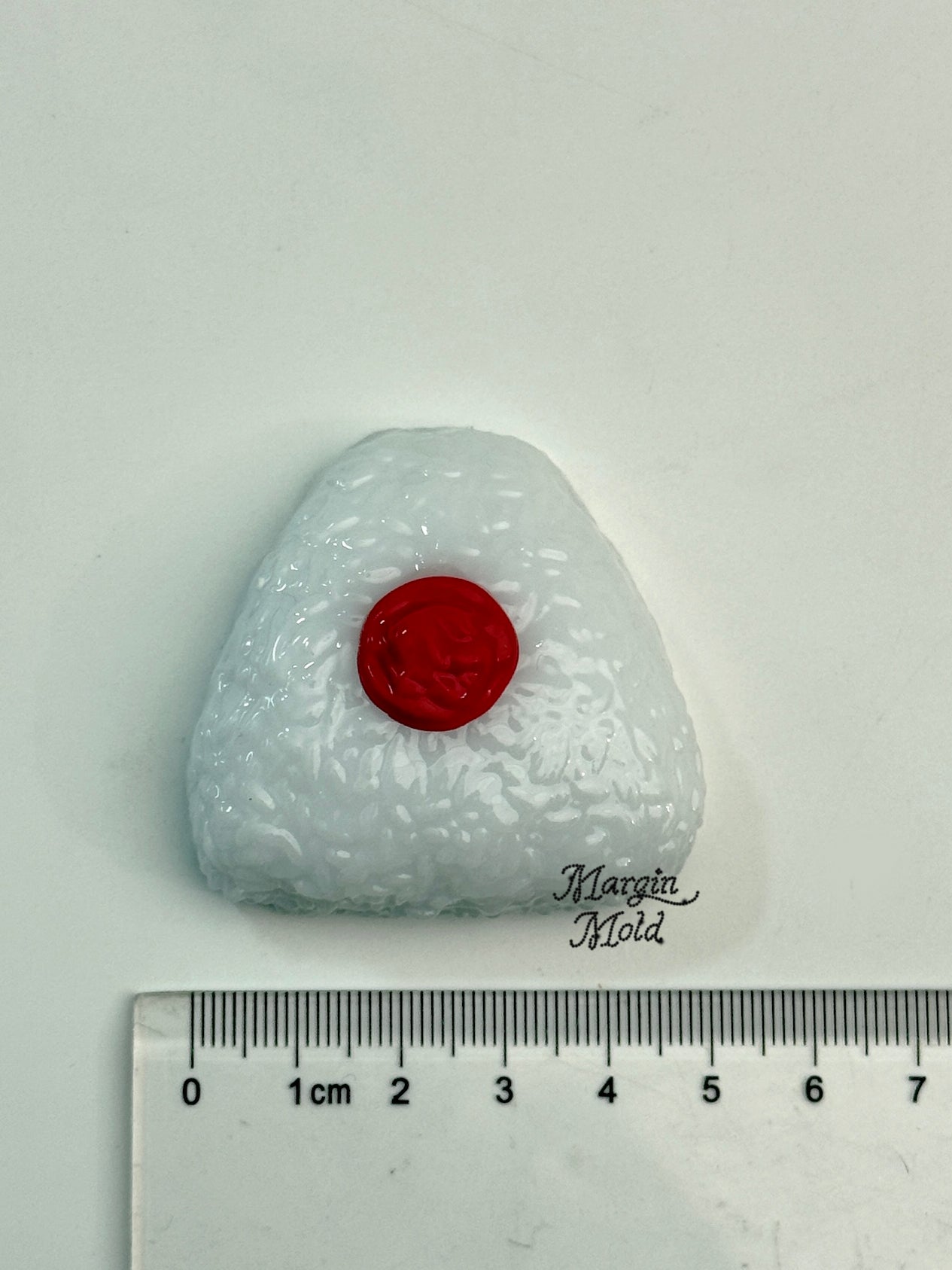 k200 riceball ume onigiri mold, 3d printed, shiny
