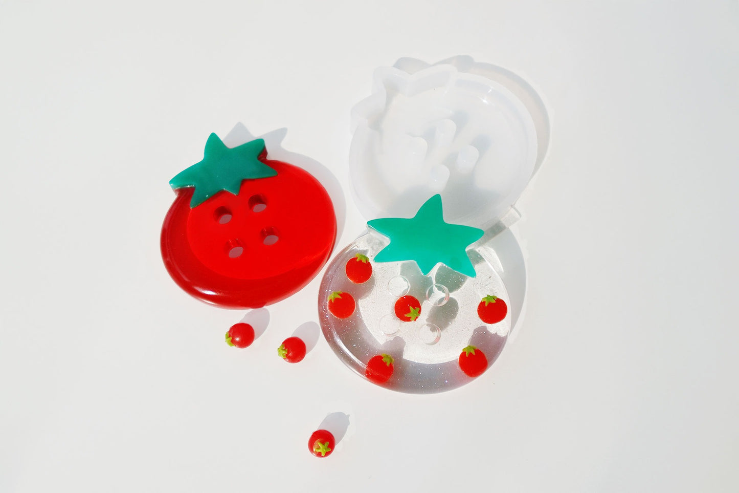 MF16 Mani Land tomato button mold