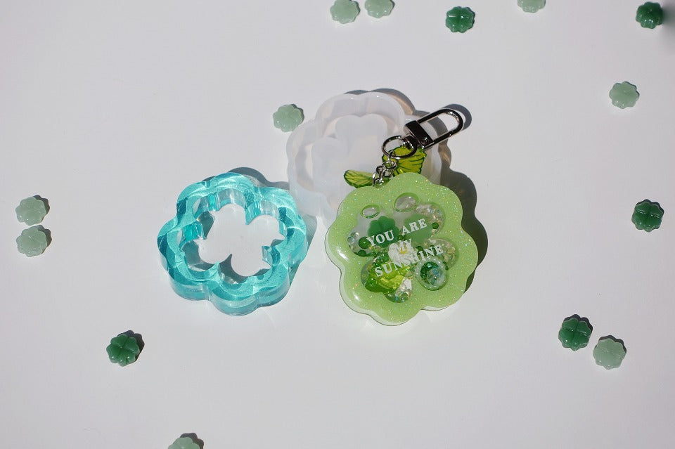 MF01 Mani Land clover shaker mold