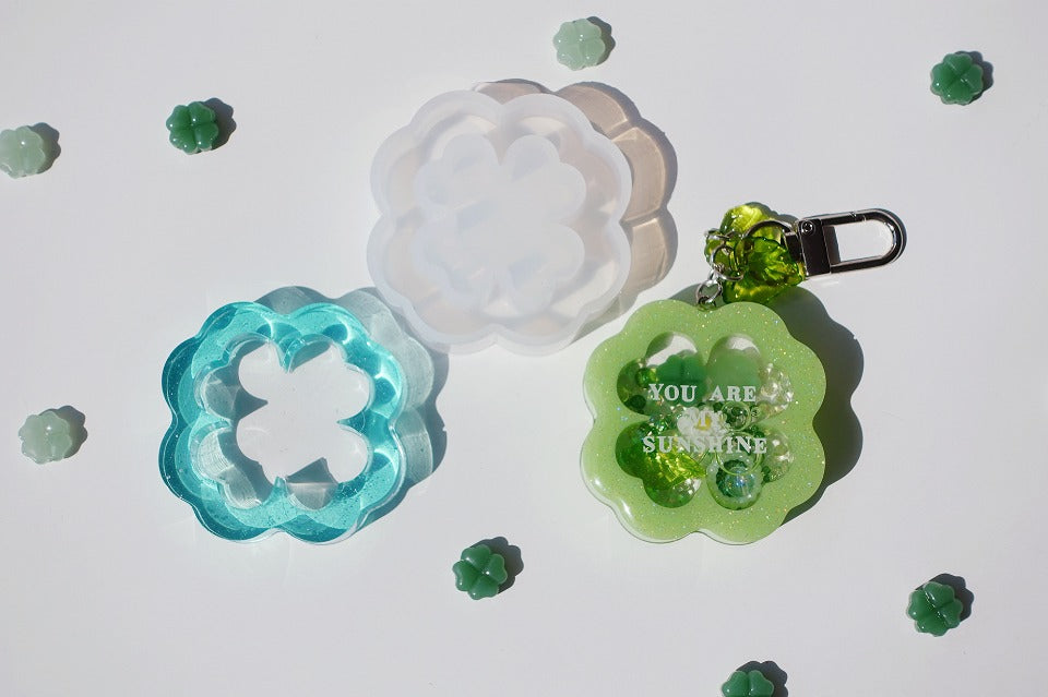 MF01 Mani Land clover shaker mold