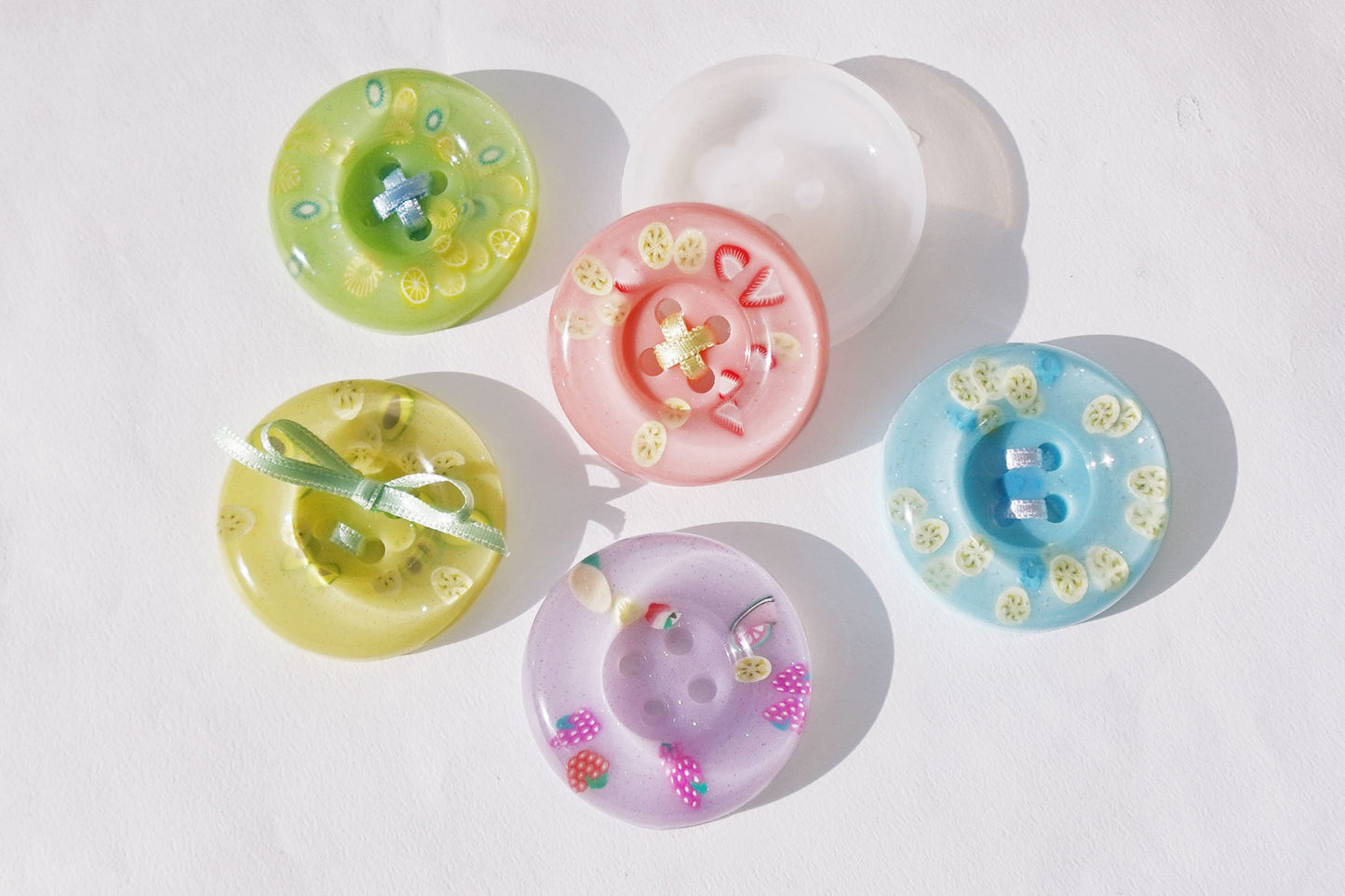 MF15 MF16 Mani Land round/flower button mold