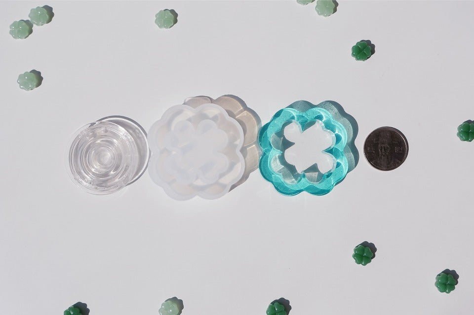 MF01 Mani Land clover shaker mold