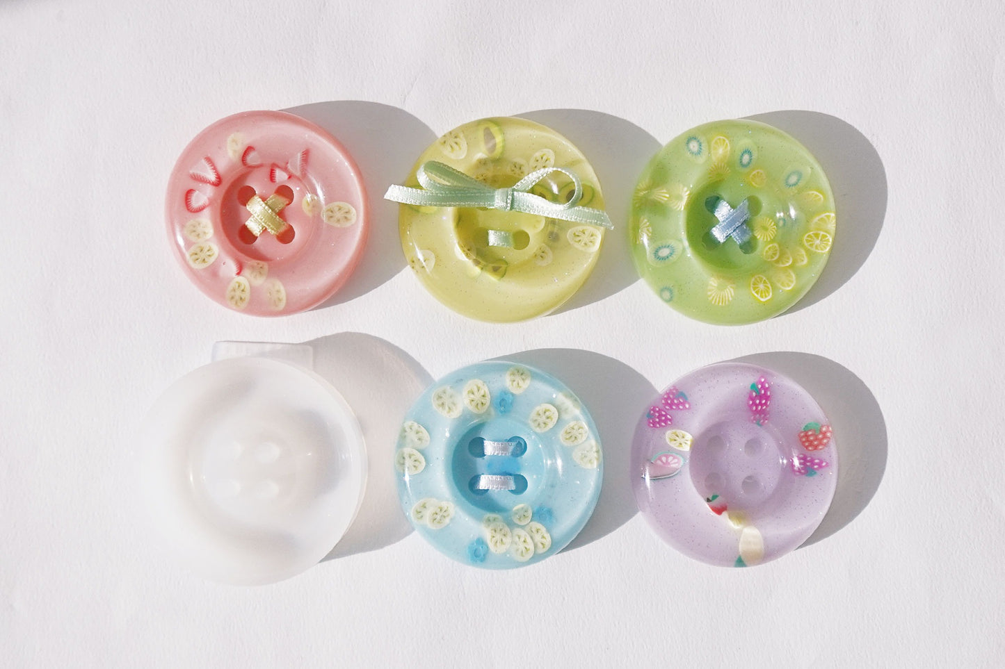 MF15 MF16 Mani Land round/flower button mold