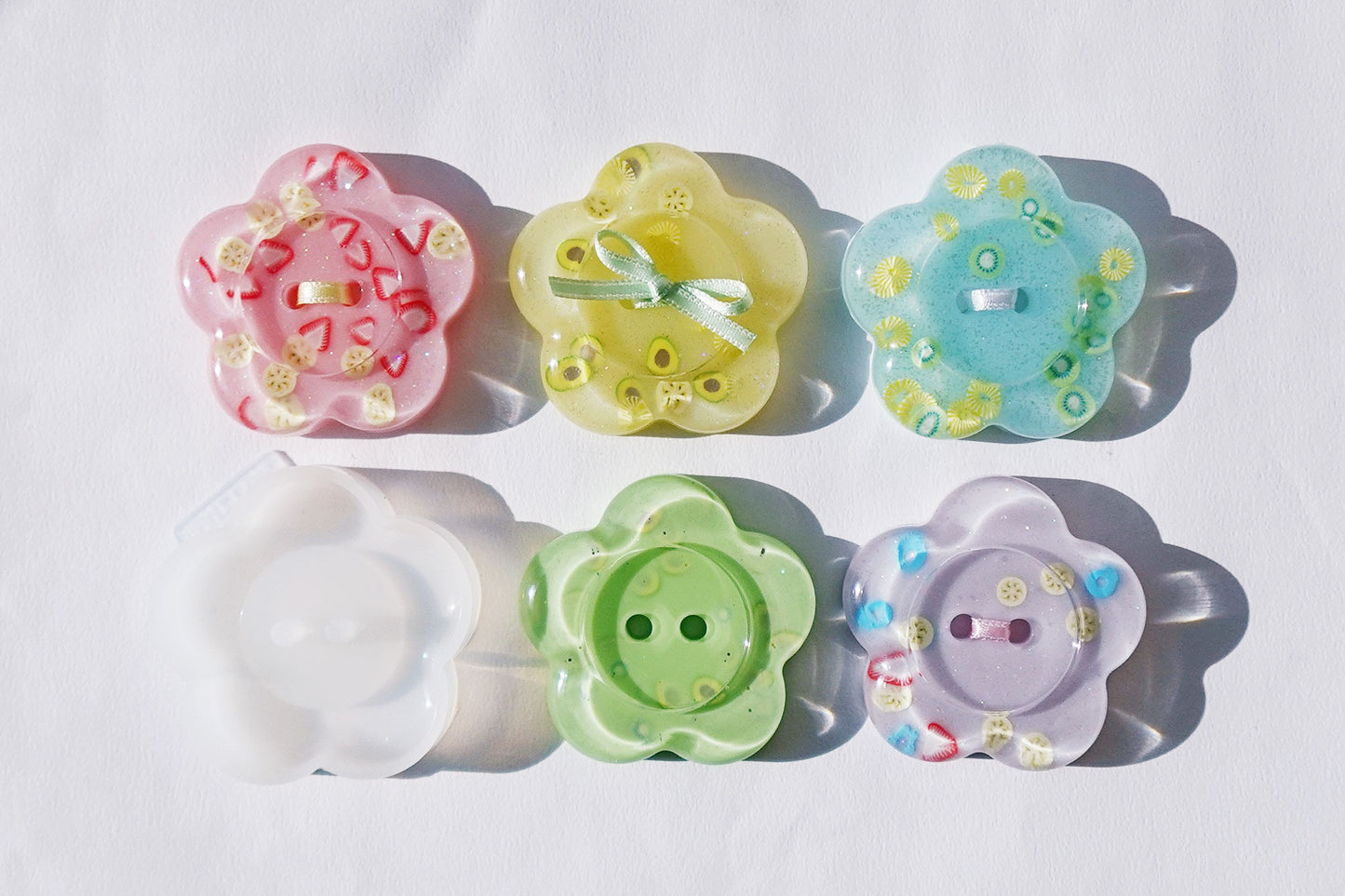 MF15 MF16 Mani Land round/flower button mold