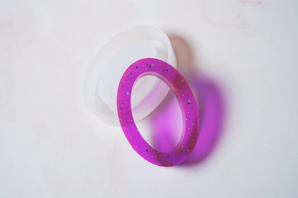 MF05 Mani Land oval shaker mold