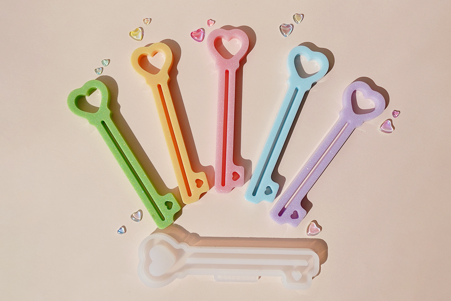 MF11 Mani Land heart key dispenser mold