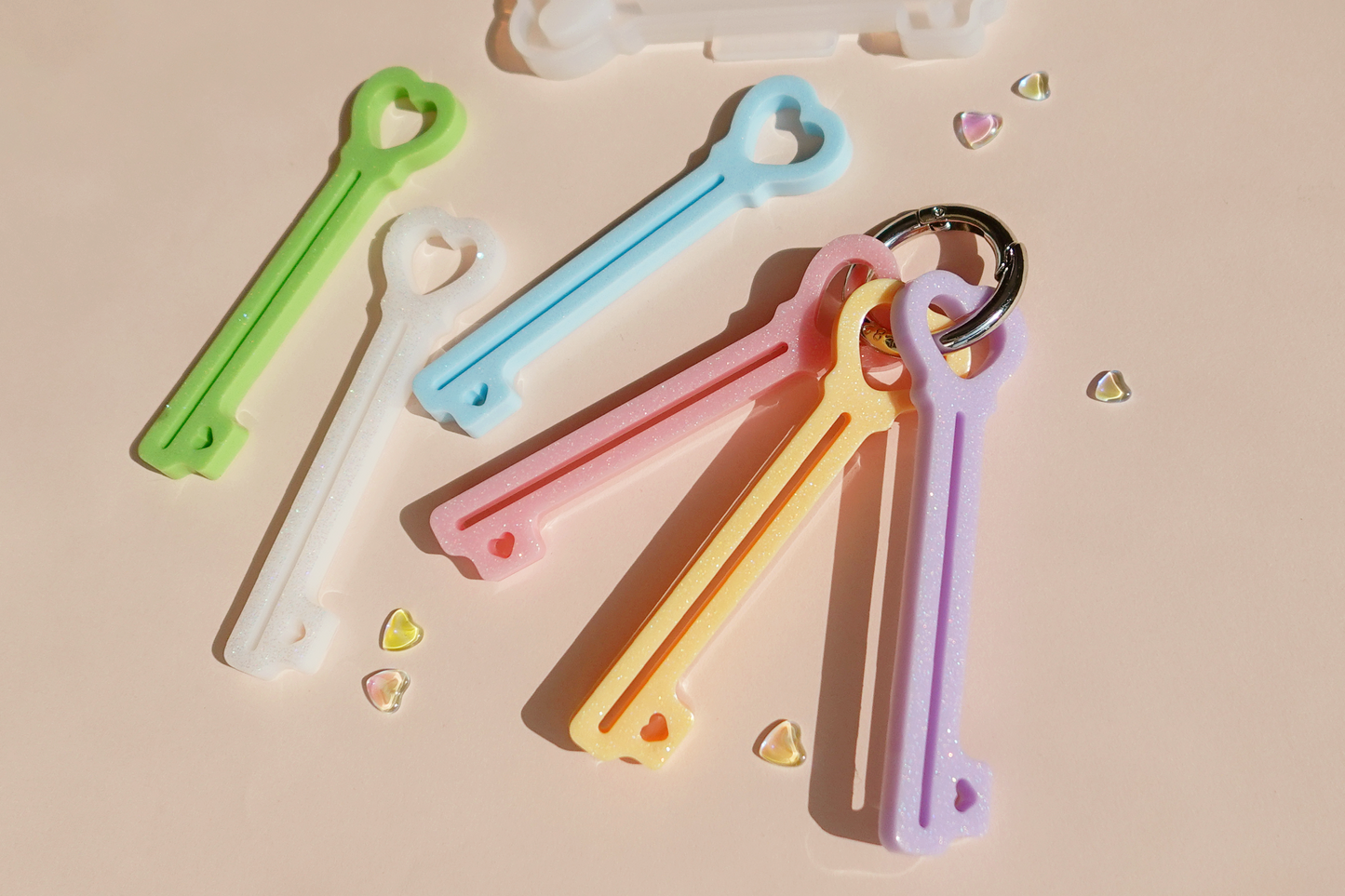 MF11 Mani Land heart key dispenser mold
