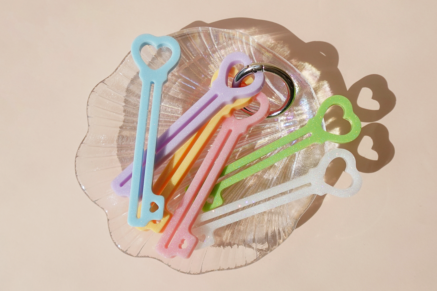 MF11 Mani Land heart key dispenser mold