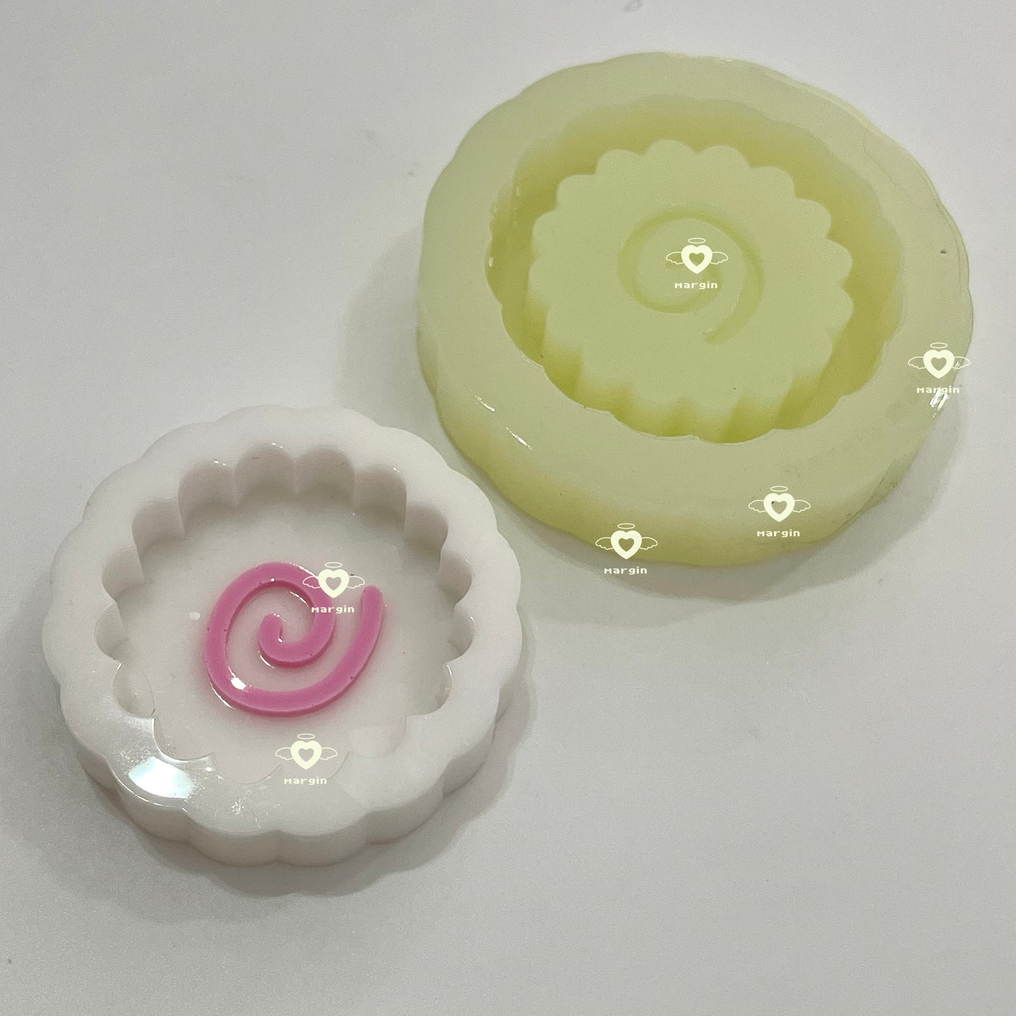 SK103 SK197 fish cake/narutomaki shaker mold, backed, 3d print, matte