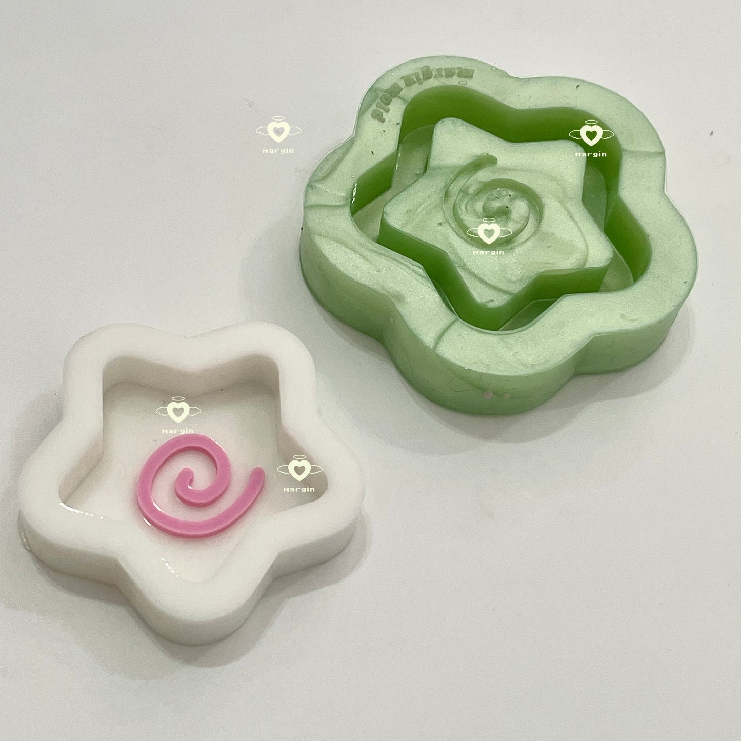 SK185 SK198 star spiral/fish cake shaker mold, backed