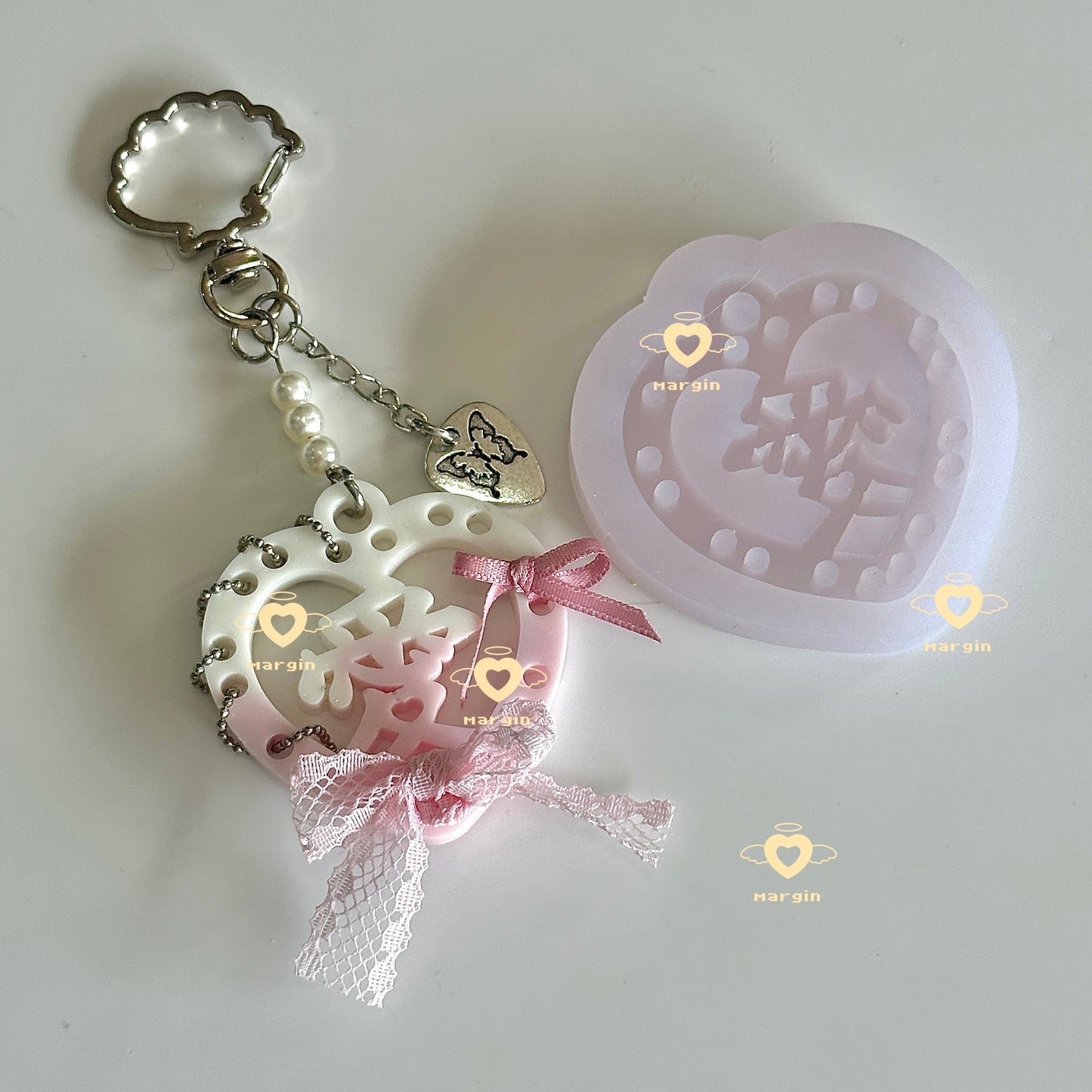 k067 k068 k069 k070 Chinese charactor heart keyring lace piercing mold 愛 夢 恋 cross, acrylic, shiny