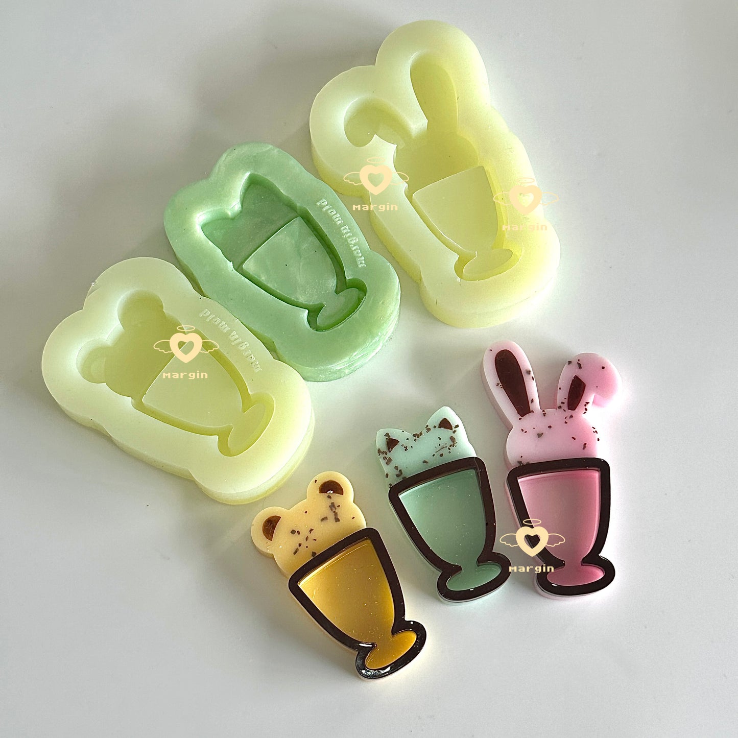 SK228 SK229 SK230 animal soda drink shaker mold, backed, acrylic, shiny