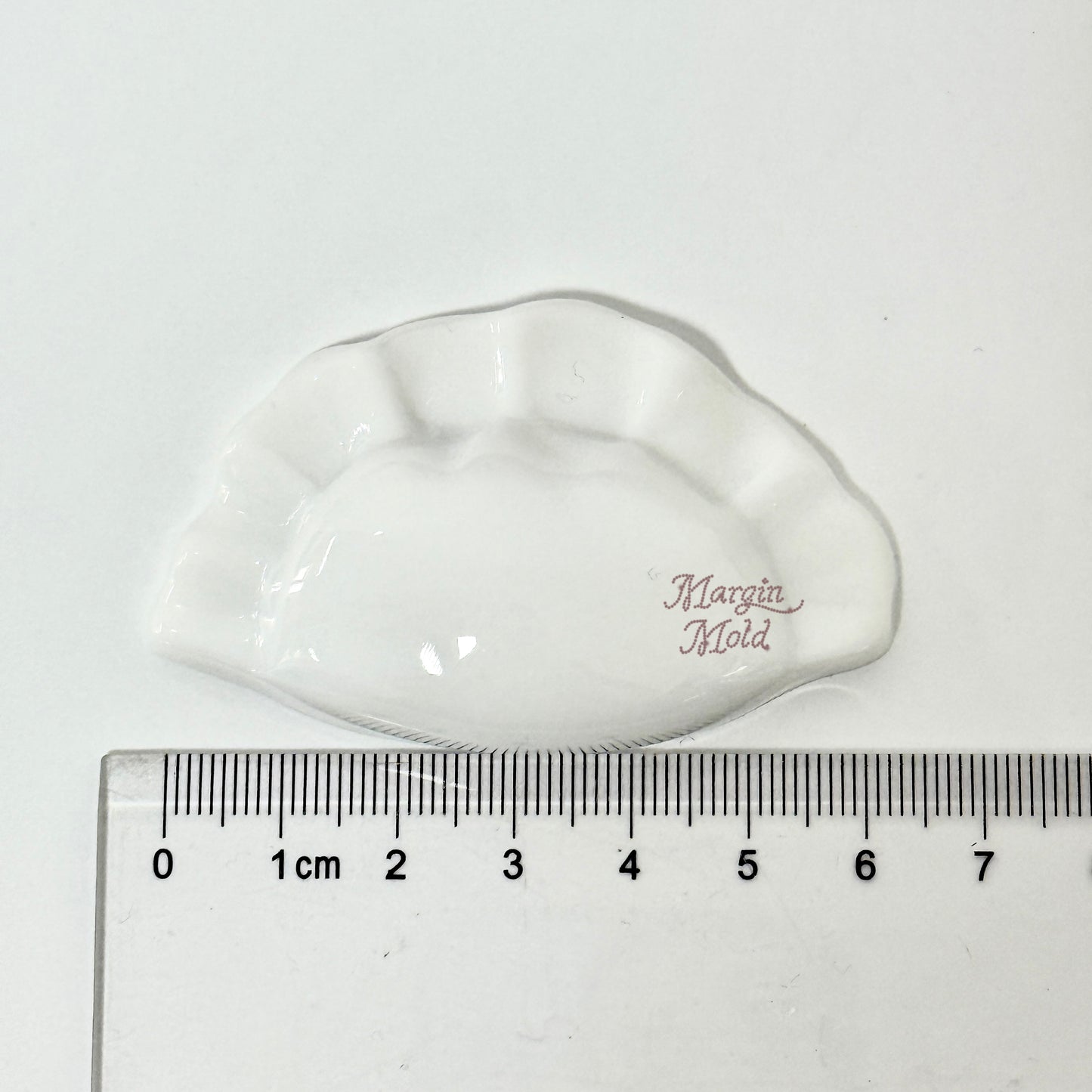 k146 dumpling mold, 3d printed, shiny