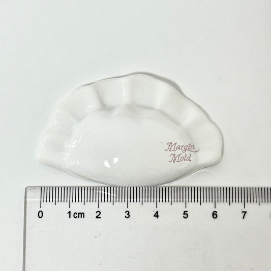 k146 dumpling mold, 3d printed, shiny