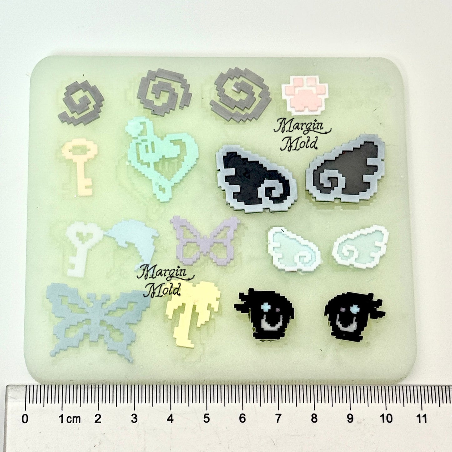 b135 bits mold pixel fantasy bits mold, 3d print, matte