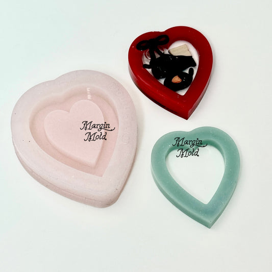 SK243 sharp heart shaker mold, backed, acrylic, shiny