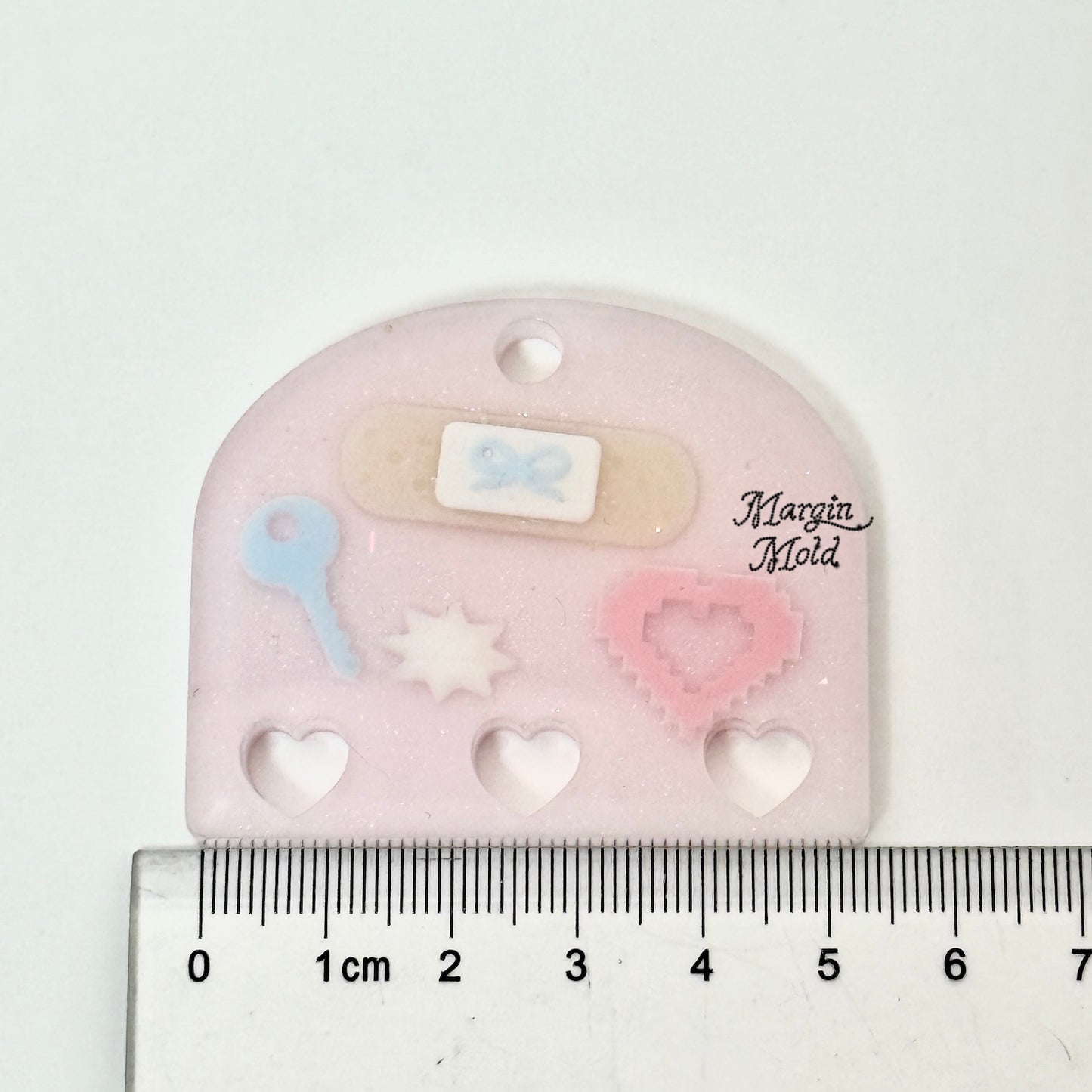 k141 k142 k142 multi-use key organizer mold, acrylic, shiny