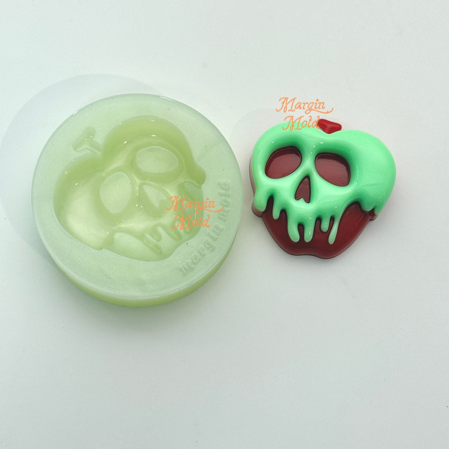 k154 poisoned apple mold, 3d printed, shiny