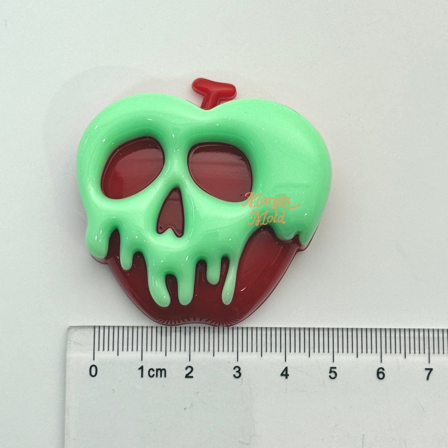 k154 poisoned apple mold, 3d printed, shiny
