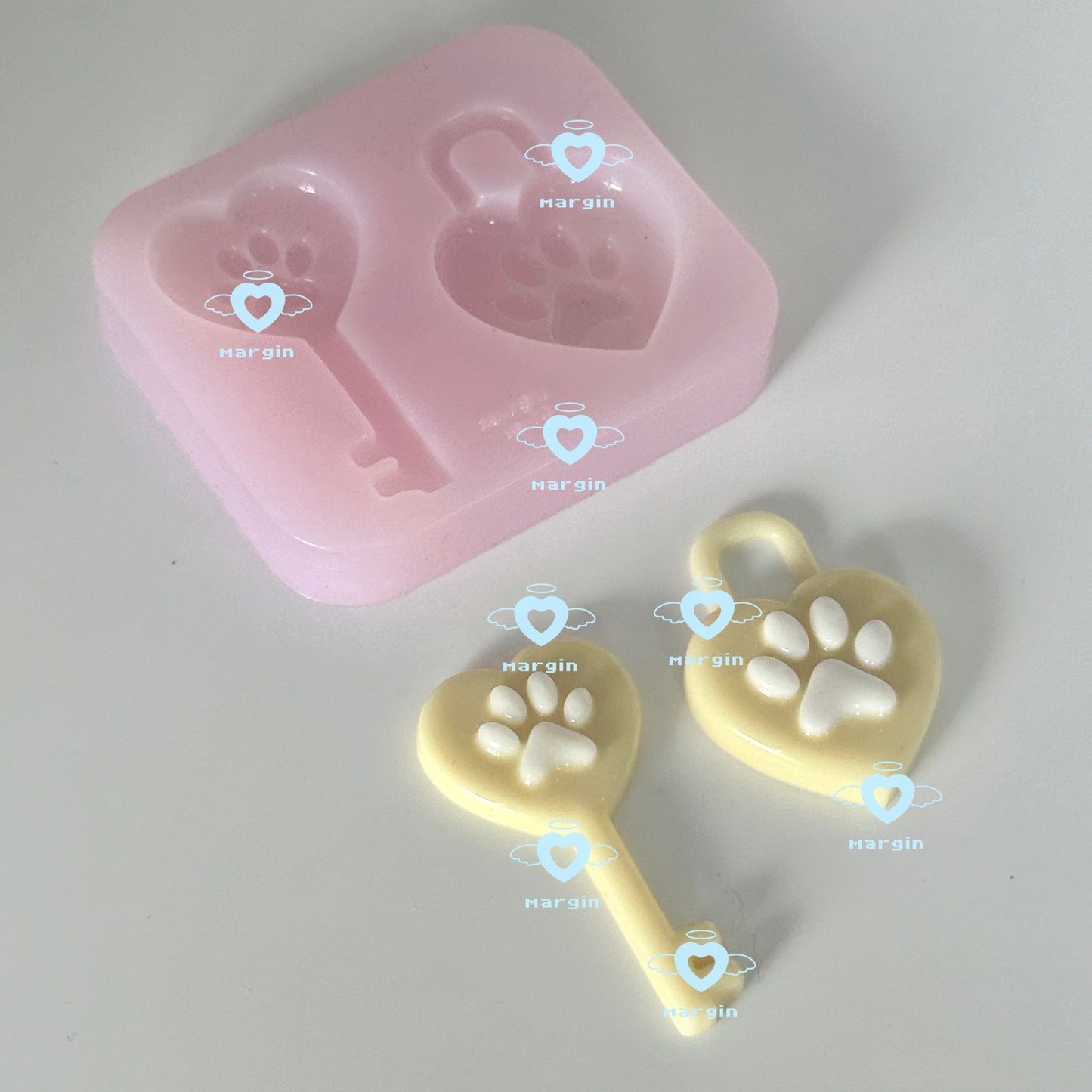 k033 paw with heart key & lock mold, 3d print, shiny, charity molds