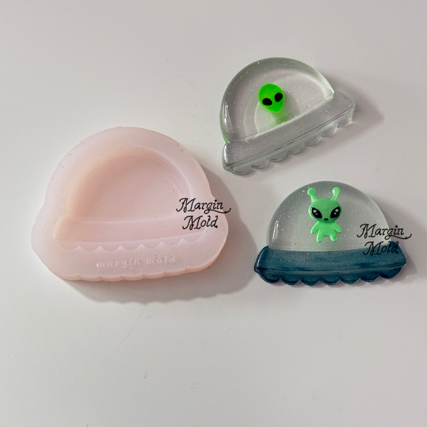 k167 UFO dome mold, 3d printed, shiny