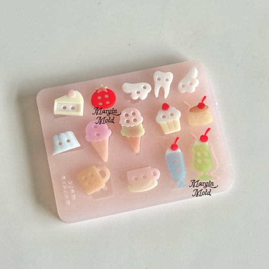 b114 bits mold sweet tooth button mold, 3d print, matte